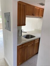 50 Antilla Ave in Coral Gables, FL - Building Photo - Building Photo