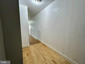 2823 W Girard Ave in Philadelphia, PA - Building Photo - Building Photo