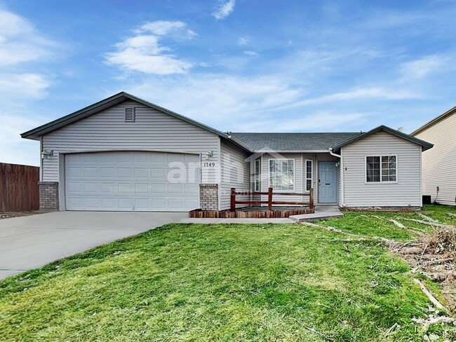 property at 1149 N Caterpillar Ave