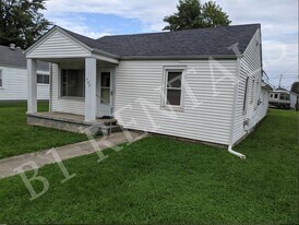 707 S Vine St in Seymour, IN - Building Photo