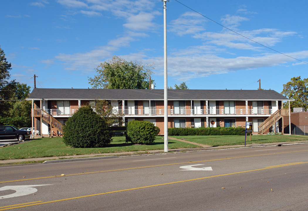 3600 W Main St in Belleville, IL - Building Photo