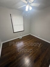 3253 SW 31st Terrace in Topeka, KS - Building Photo - Building Photo