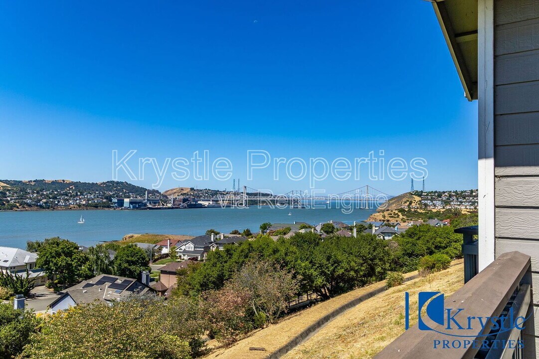 510 Spyglass Pkwy in Vallejo, CA - Building Photo