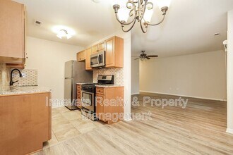 344 Tavistock Rd in Cherry Hill Township, NJ - Building Photo - Building Photo