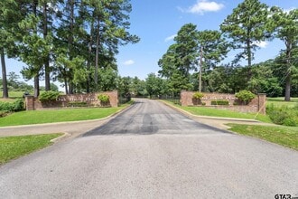 440 Bunker Dr in Tyler, TX - Building Photo - Building Photo