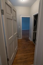 222 E Oak St, Unit 3 in Louisville, KY - Foto de edificio - Building Photo