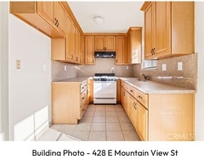428 E Mountain View St in Long Beach, CA - Building Photo - Building Photo