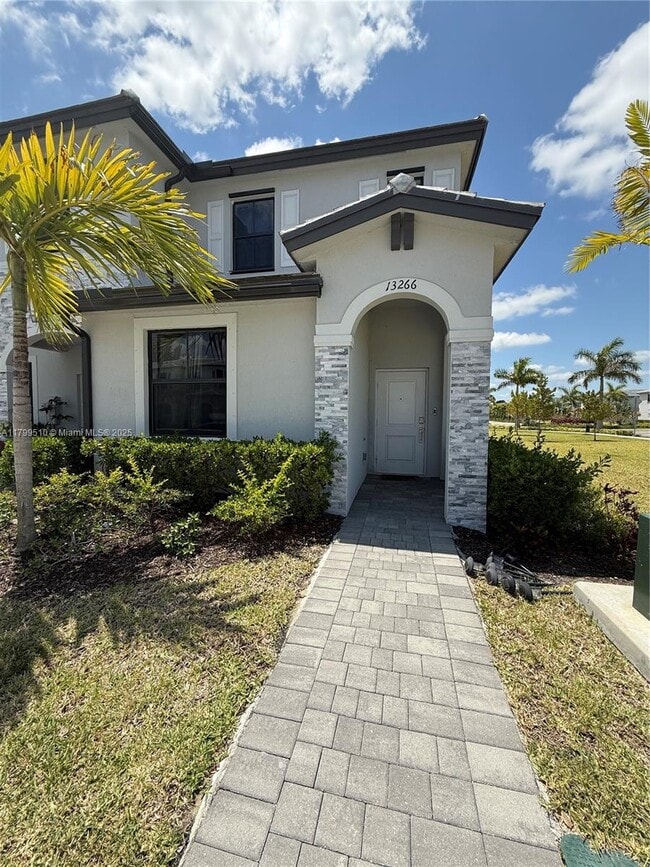 property at 13266 SW 285th St