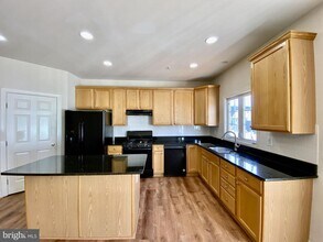 23412 Winemiller Way in Clarksburg, MD - Building Photo - Building Photo