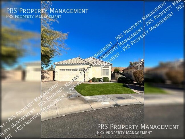 property at 914 E Mission Dr