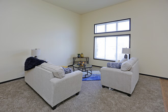 Town Square Townhomes in Fargo, ND - Building Photo - Interior Photo