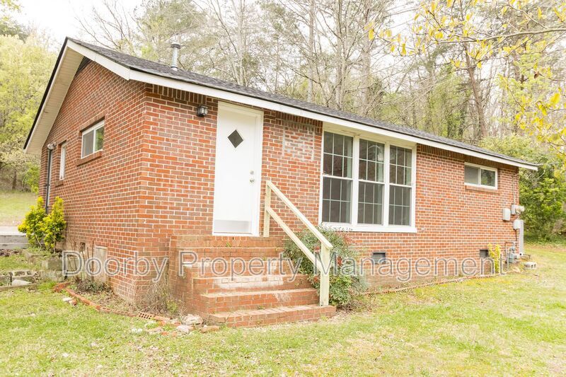 936 Ely Rd in Chattanooga, TN - Foto de edificio