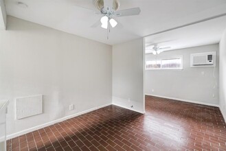 1660 Richmond Ave. in Houston, TX - Building Photo - Building Photo