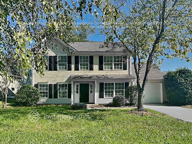 property at 3407 E Fairmeadow Dr