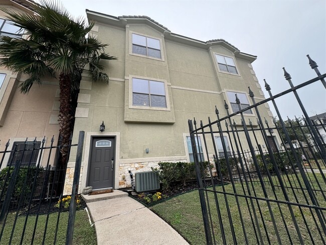 property at 2540 Prospect St