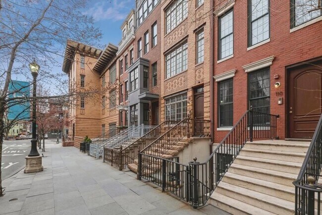 110 Liberty View Dr. in Jersey City, NJ - Building Photo - Building Photo