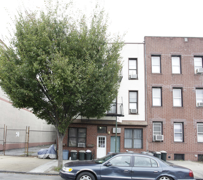 53 Withers St in Brooklyn, NY - Building Photo - Building Photo