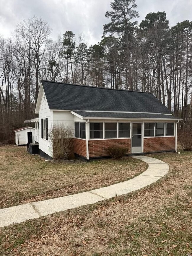 property at 301 W Steele St