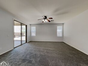 43324 W Rio Bravo Dr in Maricopa, AZ - Foto de edificio - Building Photo