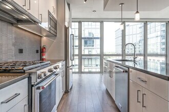 88 V St SW in Washington, DC - Building Photo - Building Photo