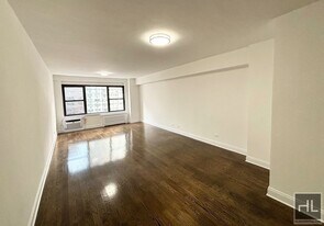 EAST 57 STREET, Unit 4F in New York, NY - Building Photo
