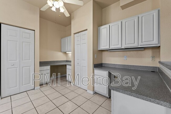 property at 5039 Sunridge Palms Dr