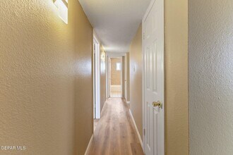 9400 Montrose Ct-Unit -22 in El Paso, TX - Building Photo - Building Photo