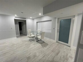 10945 SW 172nd Terrace in Miami, FL - Building Photo - Building Photo