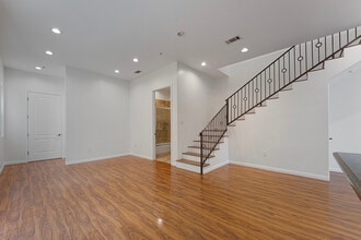 6069 Horner St, Unit 2 in Los Angeles, CA - Building Photo - Building Photo