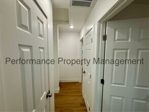 3401 Squire Ln in Bakersfield, CA - Building Photo - Building Photo