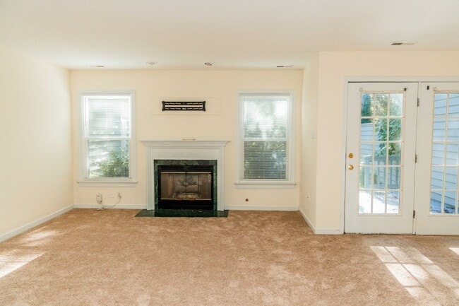 12002 Foxfield Cir in Richmond, VA - Building Photo - Building Photo