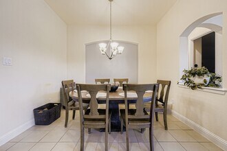 5709 Broad Bay Ln in Fort Worth, TX - Foto de edificio - Building Photo