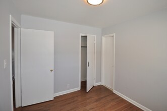 2545 S Patton Ct in Denver, CO - Building Photo - Building Photo