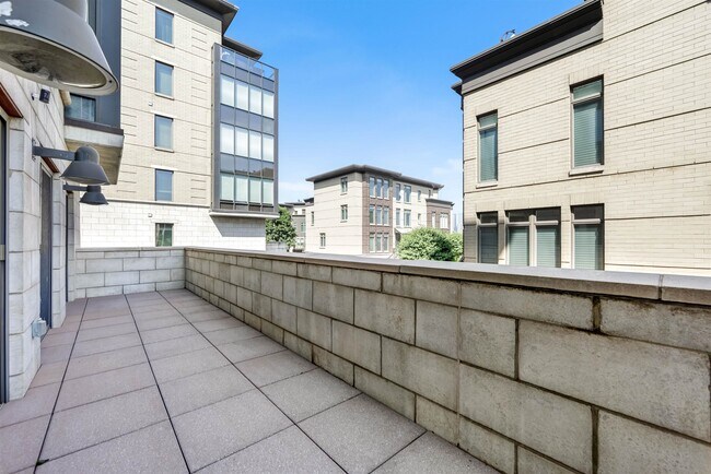 20 Cambridge Wy in Weehawken, NJ - Building Photo - Building Photo