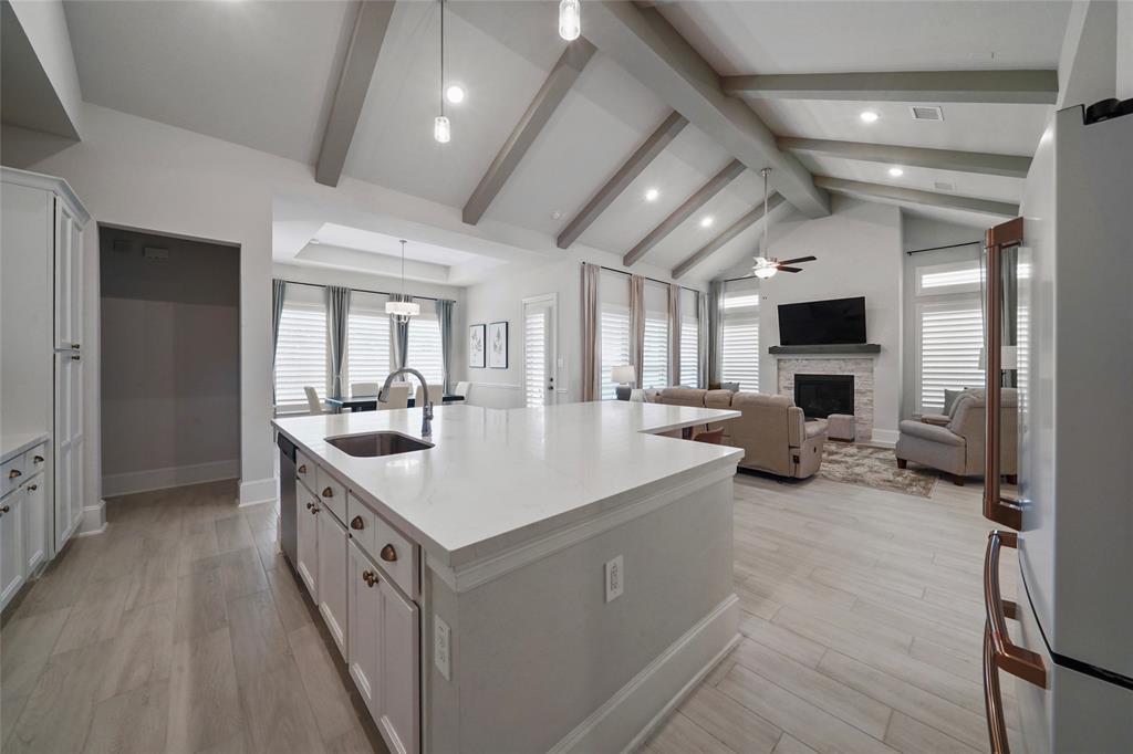 259 Scarlet Maple Wy in Willis, TX - Building Photo