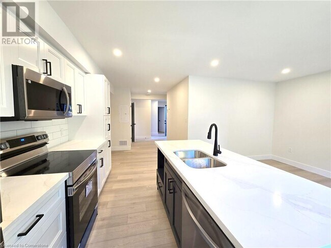 property at 404 Forest Hill Dr
