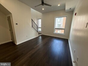 1906 E Hagert St in Philadelphia, PA - Building Photo - Building Photo