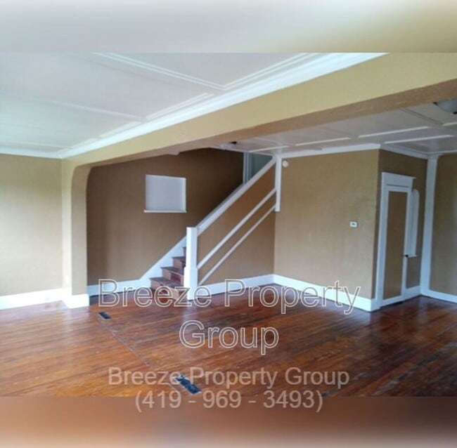 property at 2145 Dorr St