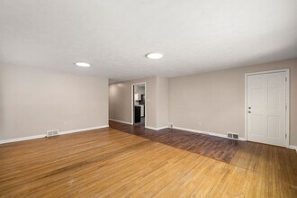 612 Starin Ave, Unit 1 in Buffalo, NY - Foto de edificio - Building Photo