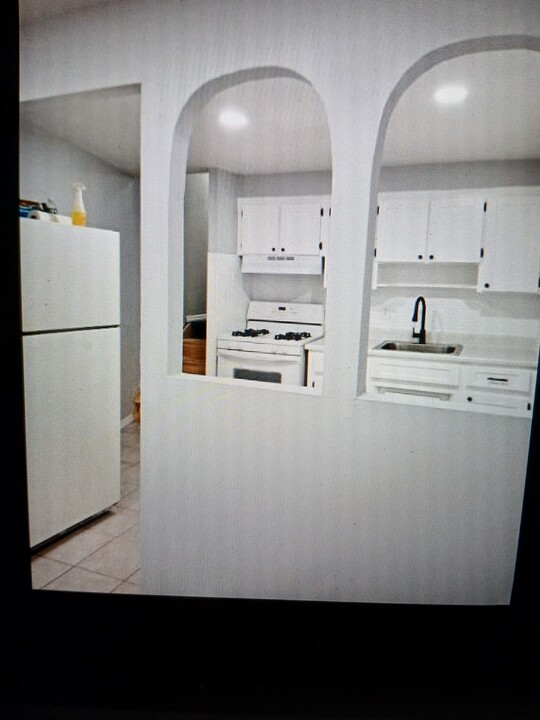 8410 153rd Ave, Unit Studio in Howard Beach, NY - Building Photo