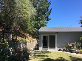 3348 Helen Ln in Lafayette, CA - Building Photo