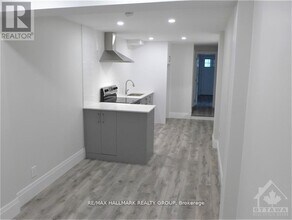 375 MacKay St in Ottawa, ON - Building Photo - Building Photo