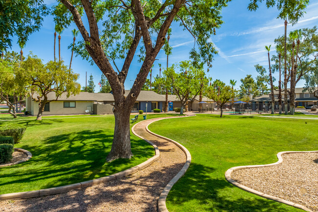 Falcon Glen