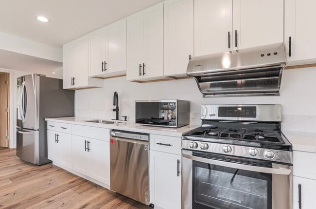 1476 W 35th St in Los Angeles, CA - Building Photo - Building Photo