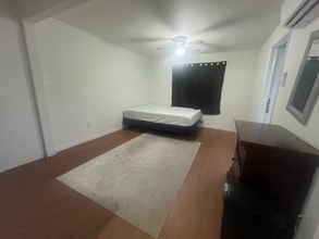 11XX SW 24th Ave in Fort Lauderdale, FL - Building Photo - Building Photo