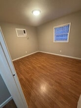 Room in Duplex on Middle St in Durham, NC - Foto de edificio - Building Photo
