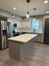 7904 Sexton St, Unit 2 in Houston, TX - Building Photo - Building Photo