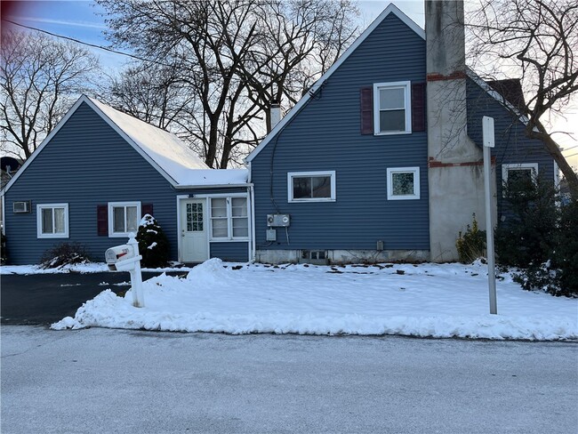 1101 Broadway St in Elmira, NY - Building Photo - Building Photo