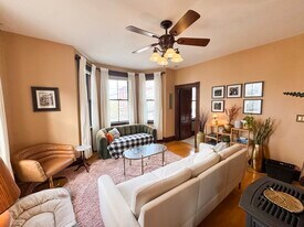 27 Watson St, Unit #1 in Cambridge, MA - Building Photo
