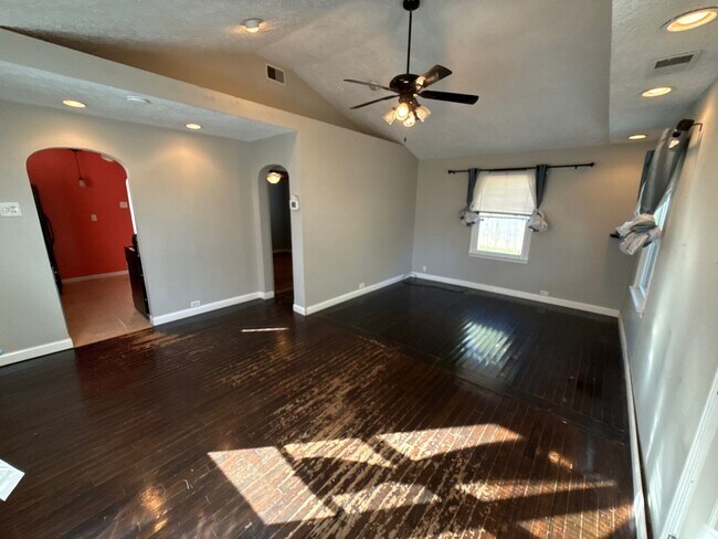 1003 Morgan Dr in Indianapolis, IN - Building Photo - Building Photo